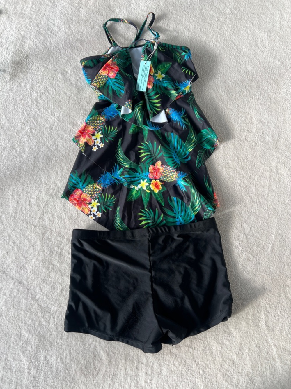 Black NWT top Tropical Floral Ruffle Tankini swimsuit